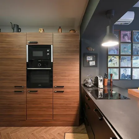 Apartament Pelleloni *