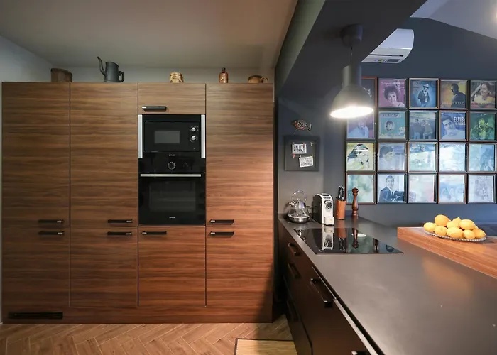 Apartment Pelleloni *