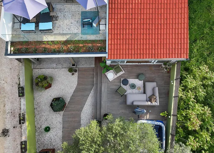 Pelleloni Apartment *