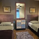 Pelleloni Apartman *