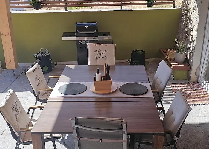 アパート Pelleloni Ždrelac