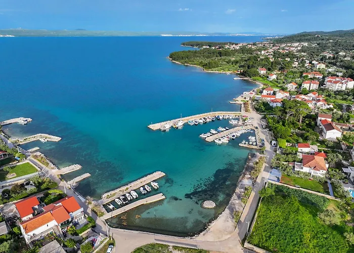 アパート Pelleloni